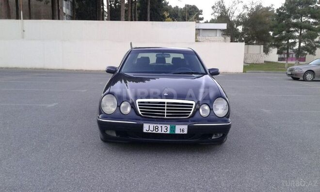 Mercedes E 220 2000, 240,000 km - 2.2 l - Sumqayıt