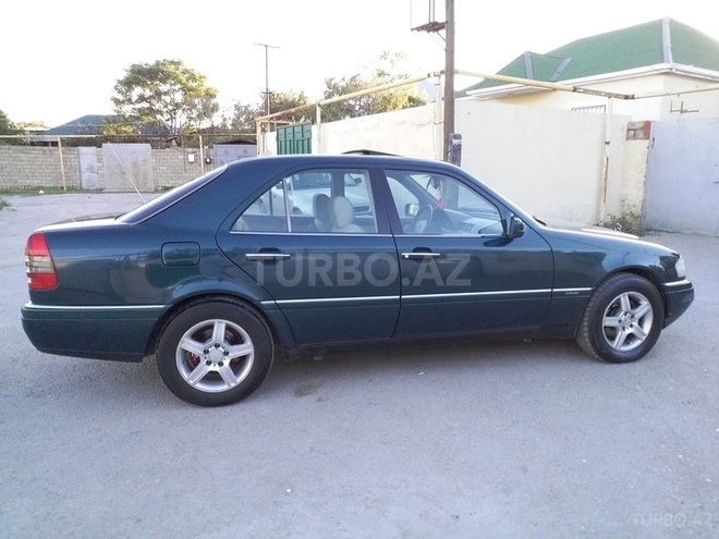 Mercedes C 180 1995, 176,545 km - 1.8 l - Bakı
