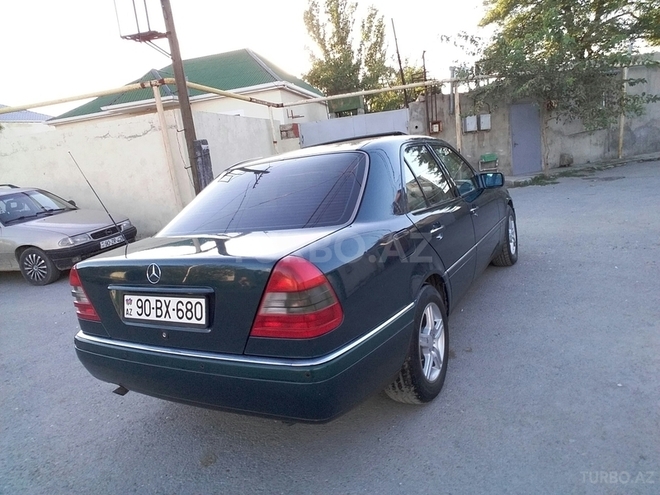 Mercedes C 180 1995, 176,545 km - 1.8 l - Bakı