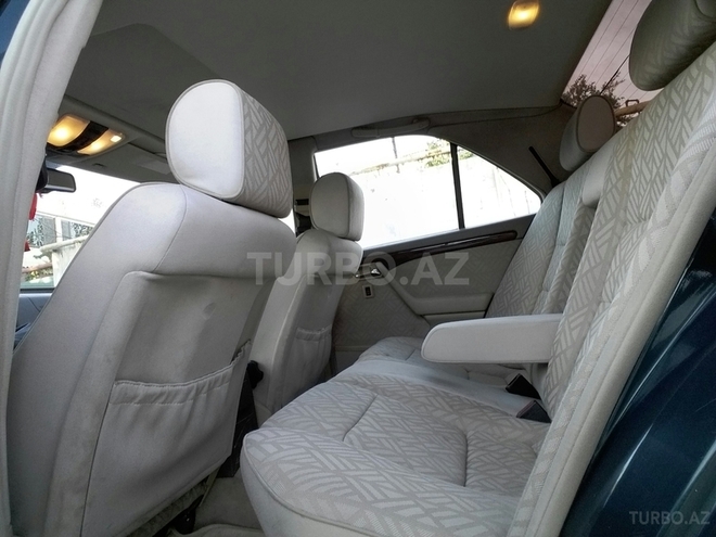 Mercedes C 180 1995, 176,545 km - 1.8 l - Bakı