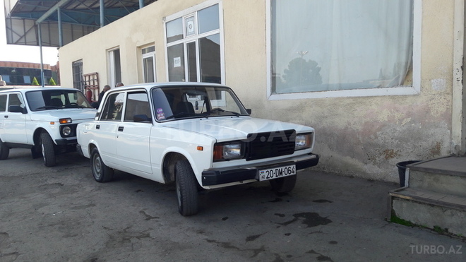 LADA (VAZ) 2107 2010, 100,000 km - 1.6 l - Gəncə