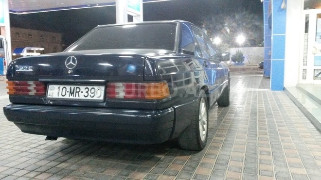 Mercedes 190 1991, 33,000 km - 2.0 l - Bakı