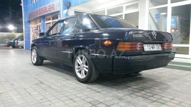 Mercedes 190 1991, 33,000 km - 2.0 l - Bakı