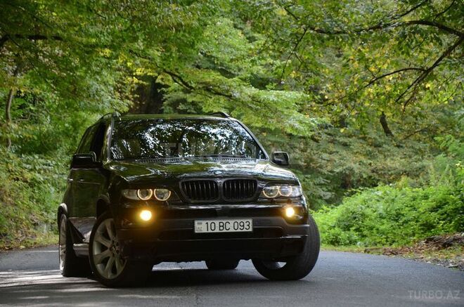 BMW X5 2005, 186,000 km - 4.8 l - Qax