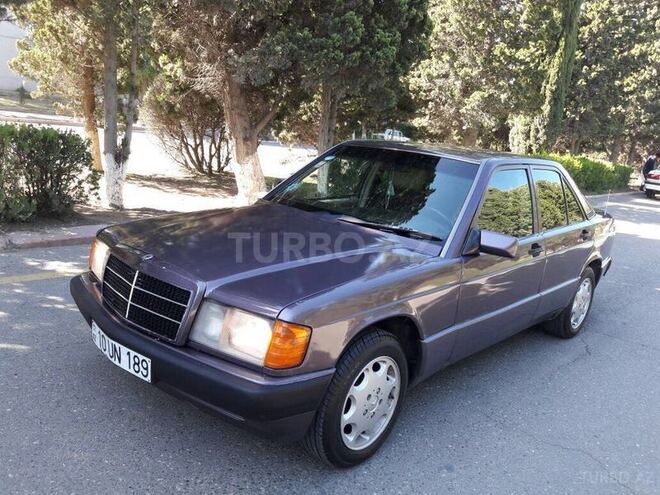 Mercedes 190 1993, 250,000 km - 2.6 л - Sumqayıt