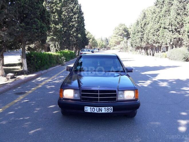 Mercedes 190 1993, 250,000 km - 2.6 л - Sumqayıt