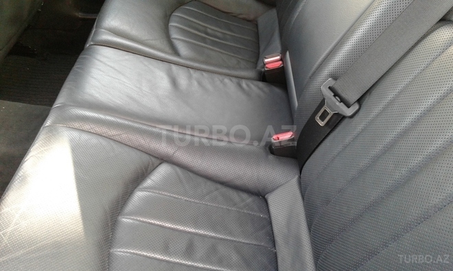 Mercedes E 320 2007, 220,000 km - 3.2 l - Bakı