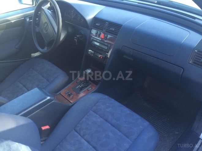 Mercedes C 240 1998, 242,000 km - 2.4 l - Bakı