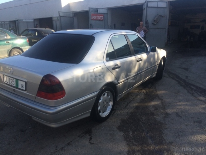 Mercedes C 240 1998, 242,000 km - 2.4 l - Bakı