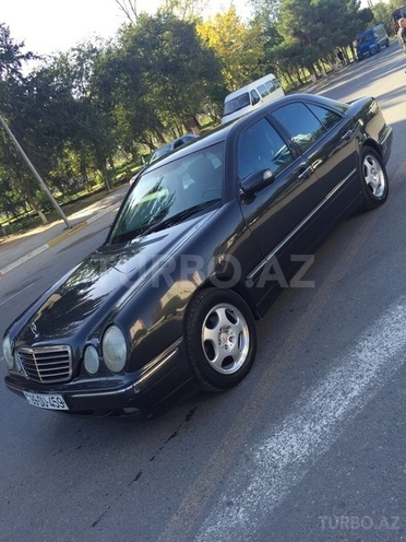 Mercedes E 220 2000, 220,041 km - 2.2 л - Sumqayıt