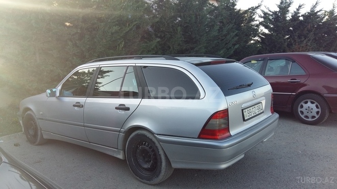 Mercedes C 200 2000, 305,000 km - 2.0 l - Bakı