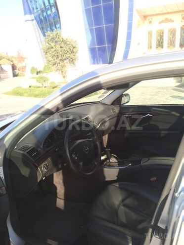 Mercedes E 220 2006, 198,568 km - 2.2 л - Bakı