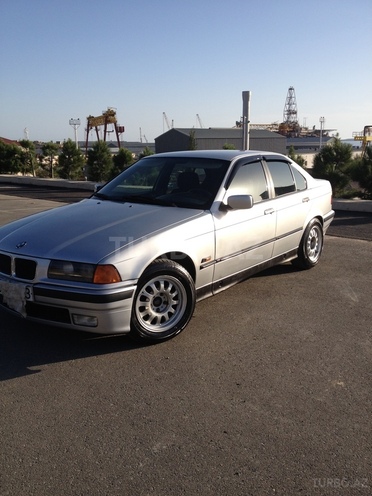 BMW 320 1992, 345,849 km - 3.2 l - Bakı