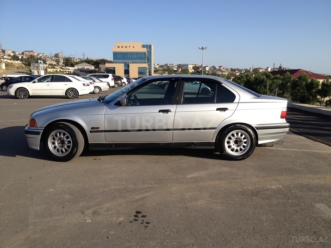 BMW 320 1992, 345,849 km - 3.2 l - Bakı