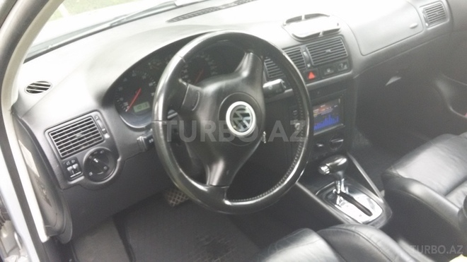 Volkswagen Golf 2001, 146,500 km - 2.0 l - Bakı