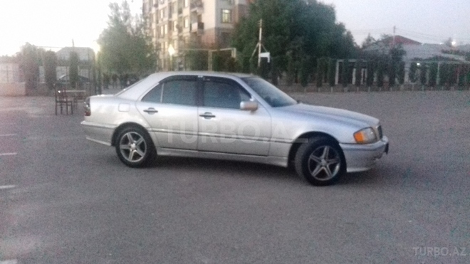 Mercedes C 230 1999, 242,100 km - 2.3 l - Bakı