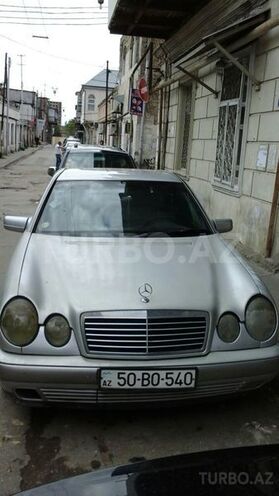 Mercedes C 220 1996, 300,000 km - 3.0 l - Bakı
