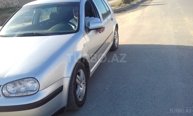 Volkswagen Golf 2001, 17,000 km - 1.6 l - Sumqayıt