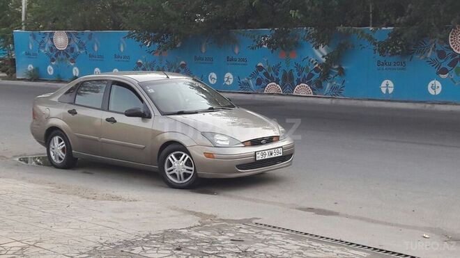 Ford Focus 2003, 136,000 km - 2.0 л - Bakı