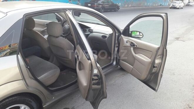 Ford Focus 2003, 136,000 km - 2.0 л - Bakı