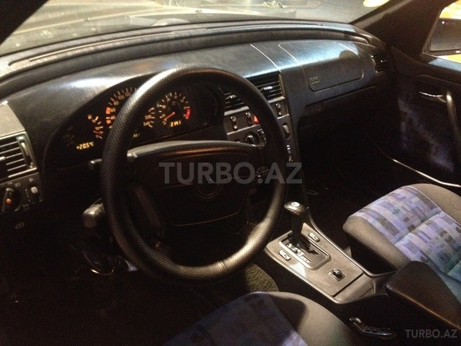Mercedes C 200 1996, 300,000 km - 0.2 l - Bakı