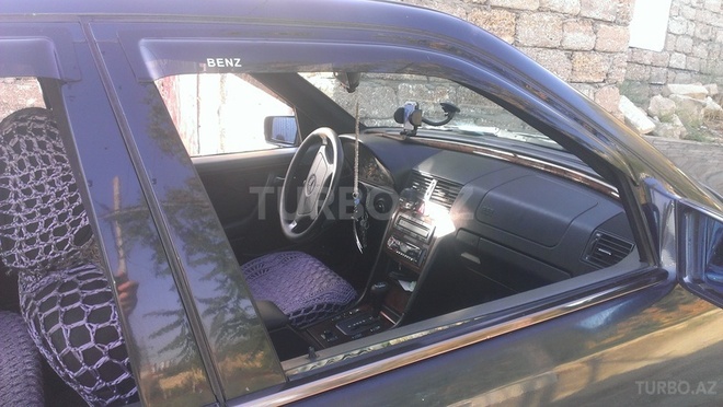 Mercedes C 220 1996, 334,000 km - 0.2 l - Bakı