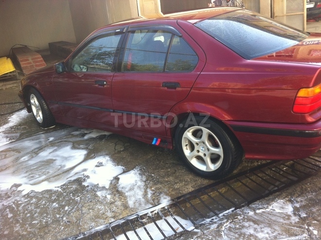 BMW 320 1993, 470,000 km - 2.0 л - Sumqayıt