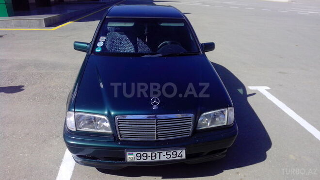 Mercedes C 200 1999, 190,000 km - 0.2 л - Qusar