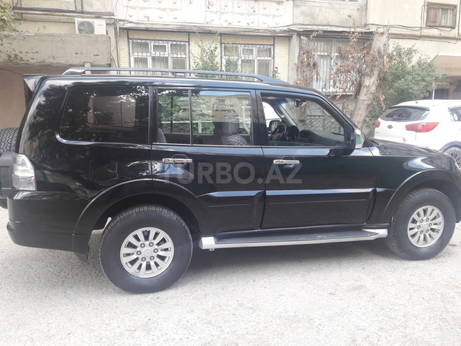 Mitsubishi Pajero 2012, 40,000 km - 3.0 l - Bakı