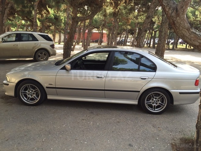 BMW 525 2000, 96,000 km - 2.5 l - Bakı