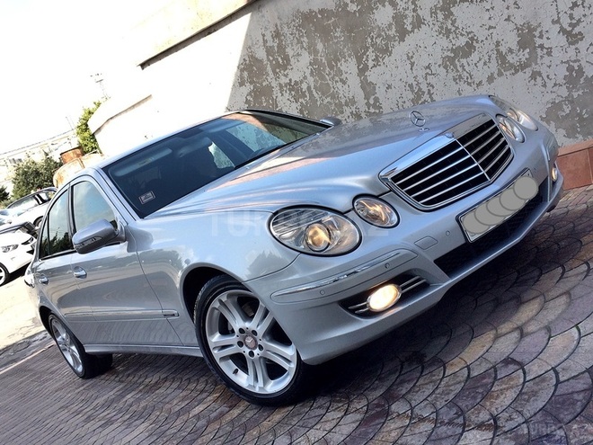 Mercedes E 220 2008, 198,400 km - 2.2 l - Bakı