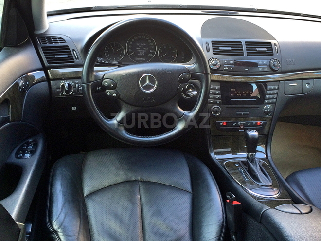 Mercedes E 220 2008, 198,400 km - 2.2 l - Bakı