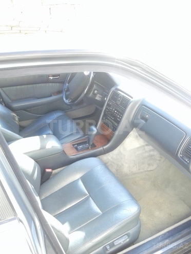 Lexus  1996, 126,000 km - 4.0 l - Bakı