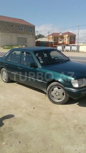 Mercedes E 250 1995, 420,000 km - 2.5 л - Bakı