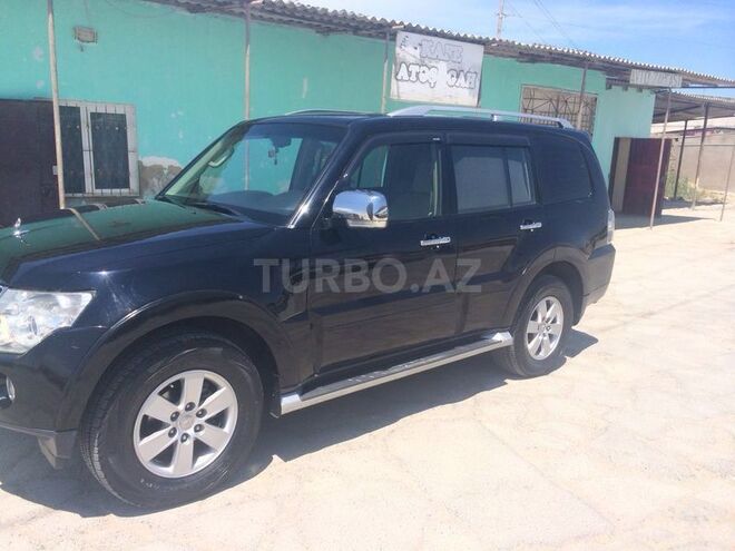 Mitsubishi Pajero 2006, 185,000 km - 3.0 l - Bakı
