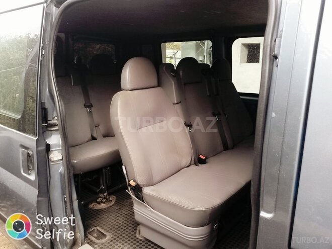 Ford Transit 2004, 280,000 km - 0.2 л - Xudat
