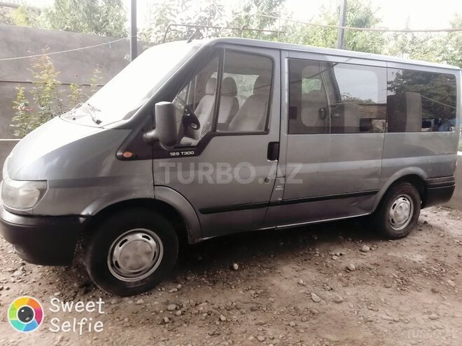 Ford Transit 2004, 280,000 km - 0.2 л - Xudat