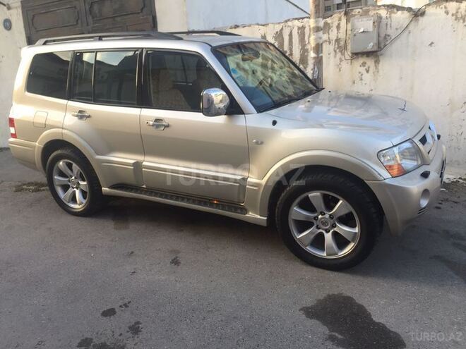 Mitsubishi Pajero 2005, 190,000 km - 3.0 l - Bakı