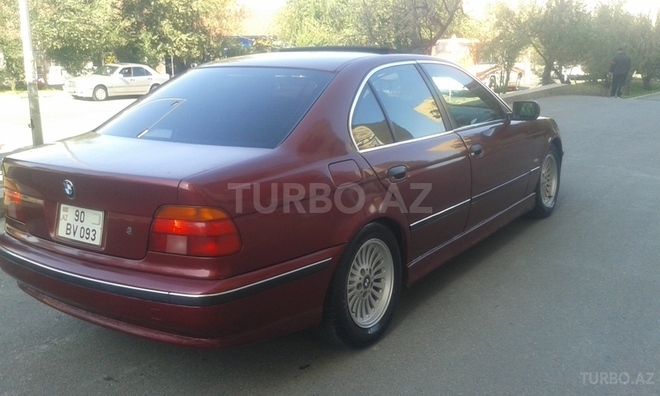 BMW 528 1998, 230,000 km - 2.8 l - Bakı
