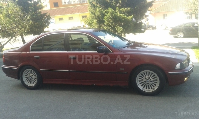 BMW 528 1998, 230,000 km - 2.8 l - Bakı