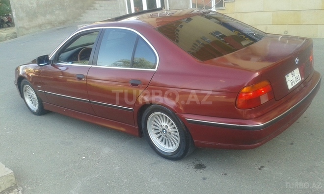 BMW 528 1998, 230,000 km - 2.8 l - Bakı