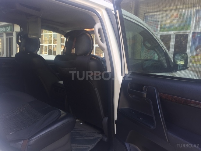 Toyota Land Cruiser 2011, 80,000 km - 4.0 l - Bakı