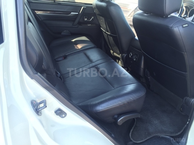 Mitsubishi Pajero 2011, 73,000 km - 3.5 l - Sumqayıt