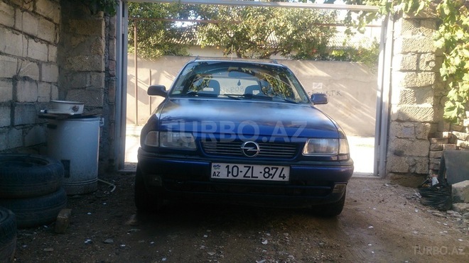 Opel Astra 1995, 341,180 km - 1.6 l - Bakı