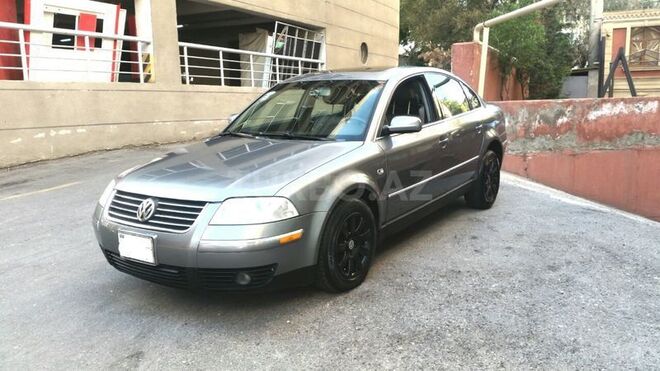 Volkswagen Passat 2003, 133,800 km - 1.8 l - Bakı