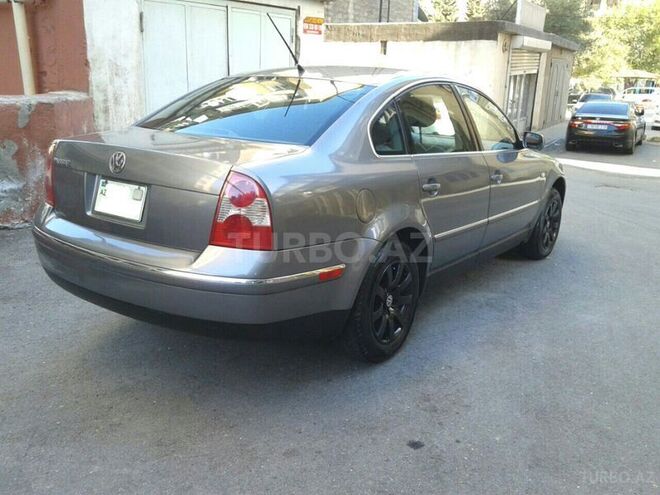 Volkswagen Passat 2003, 133,800 km - 1.8 l - Bakı