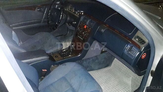 Mercedes E 230 1996, 370,000 km - 2.3 l - Bakı