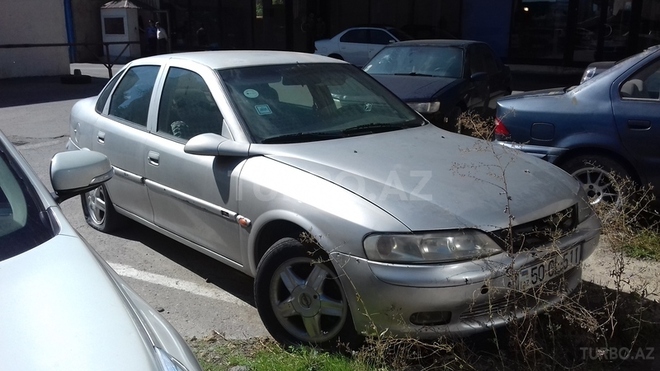 Opel Vectra 1997, 176,000 km - 2.0 l - Bakı