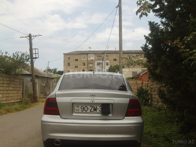 Opel Vectra 2001, 145,000 km - 1.8 l - Lənkəran