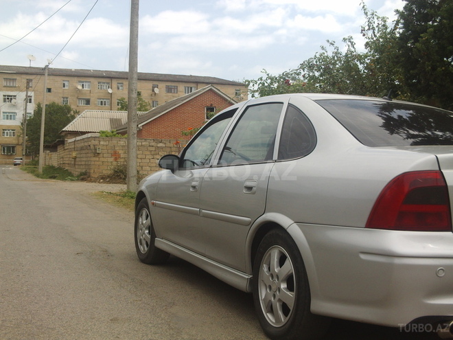 Opel Vectra 2001, 145,000 km - 1.8 l - Lənkəran